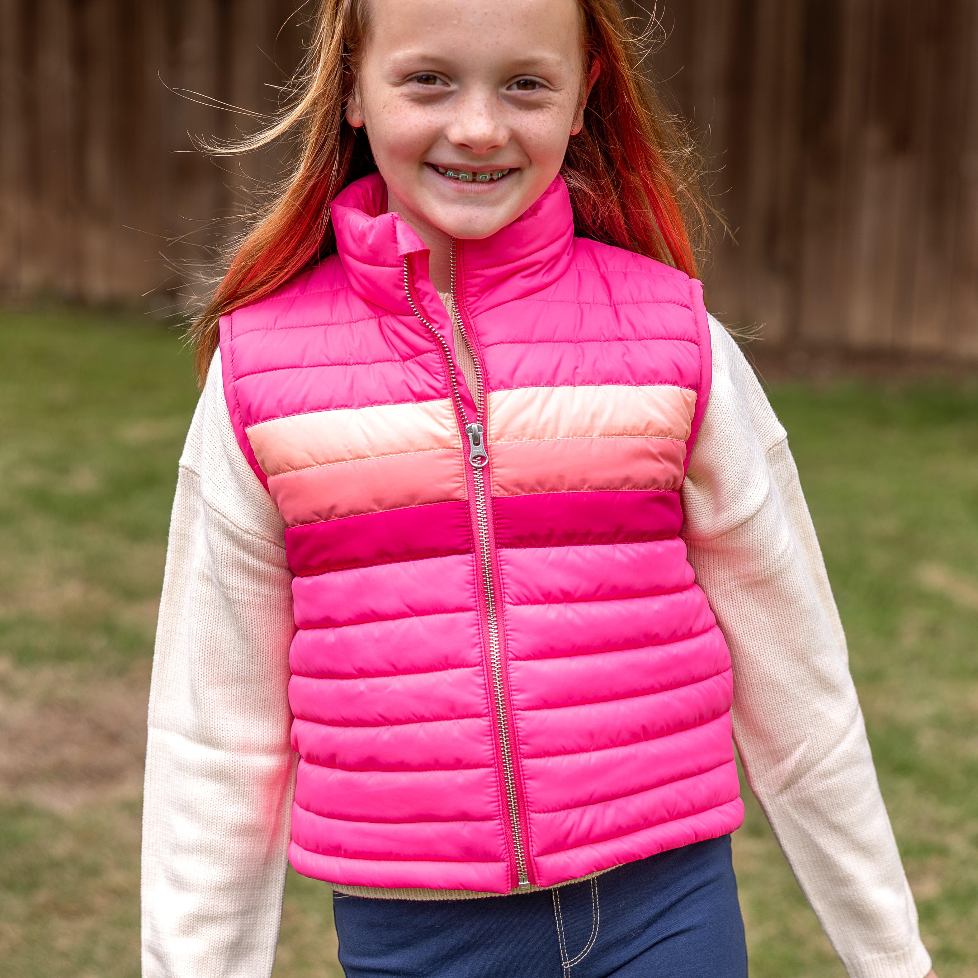 PERVERZE ベスト Gradient Stripe Vest Pink PERVERZE ベスト Gradient Stripe Vest Pink - メルカリ